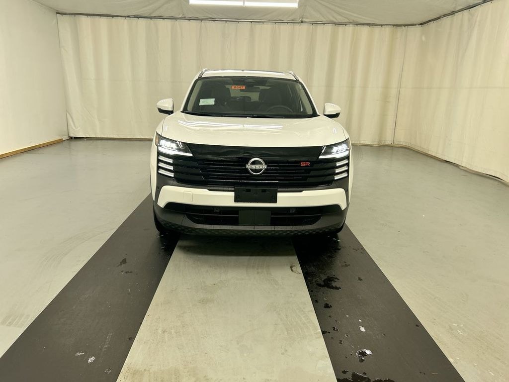 New 2025 Nissan Kicks SR SUV