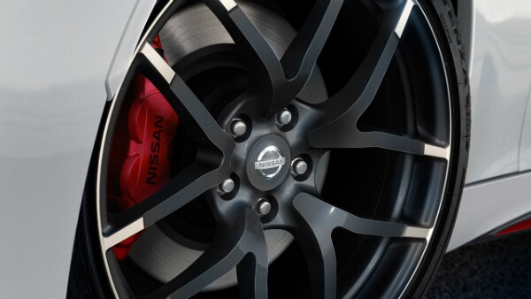 2017 Nissan 370Z Coupe 19-inch RAYS® forged alloy wheels