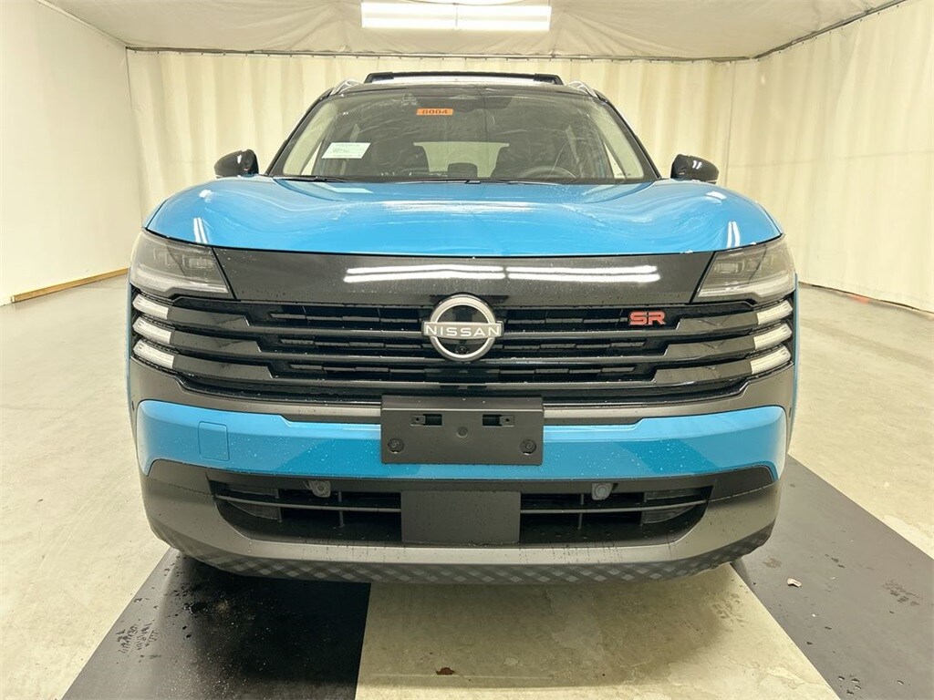 2025 Nissan Kicks SR photo 3