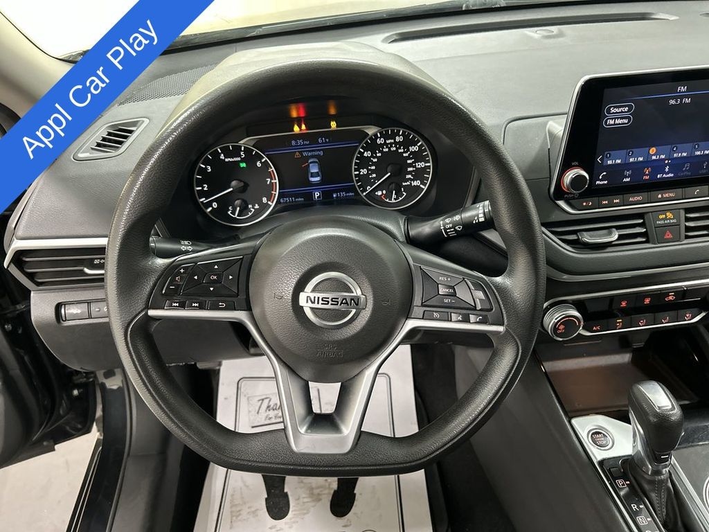 Used 2021 Nissan Altima 2.5 SV Sedan