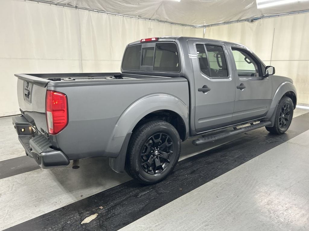 2021 Nissan Frontier SV - Photo 2