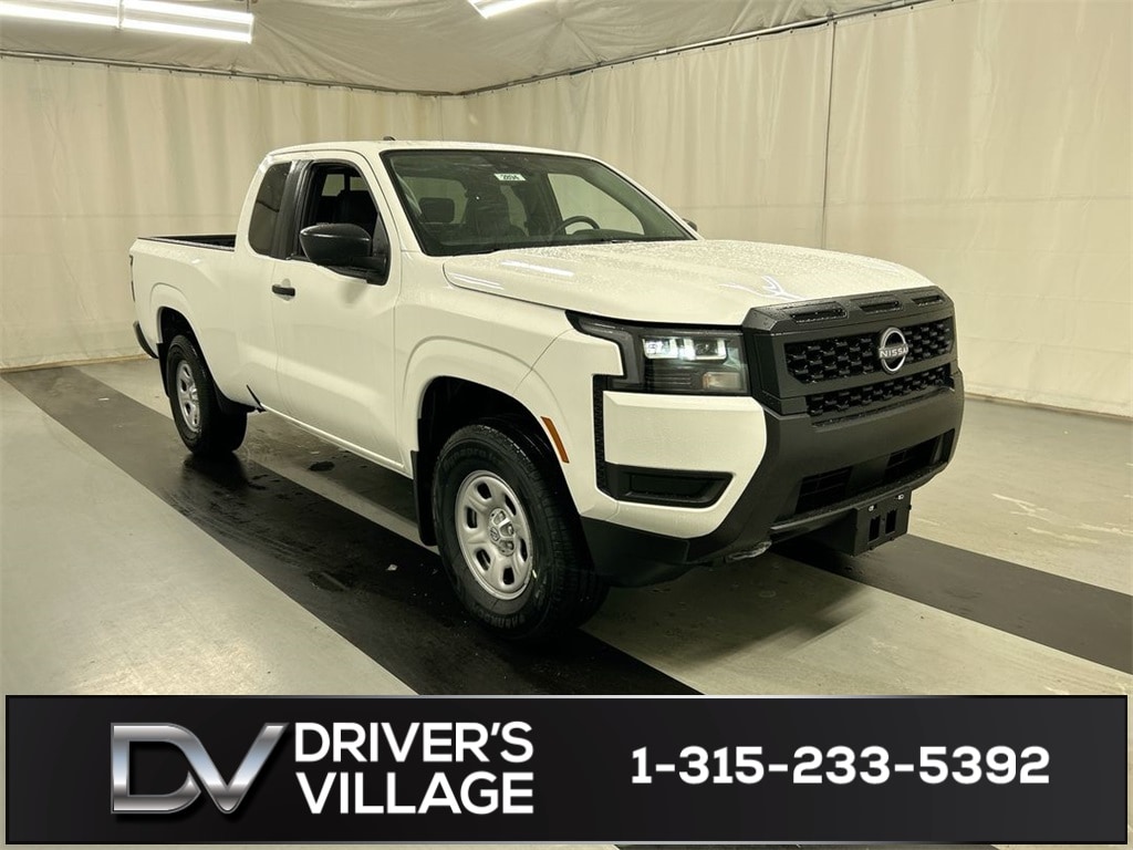 2026 Nissan Frontier S's photo