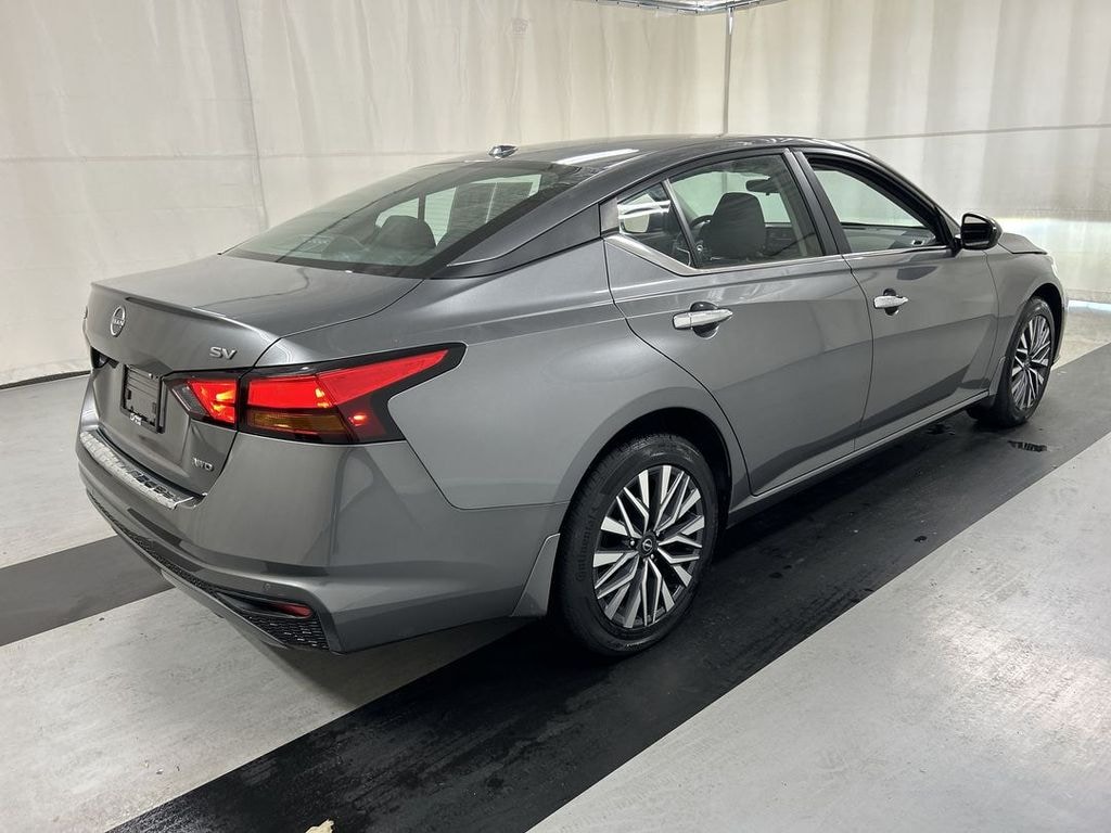 Used 2023 Nissan Altima 2.5 SV Sedan