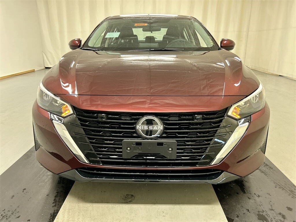 2025 Nissan Sentra SV photo 3