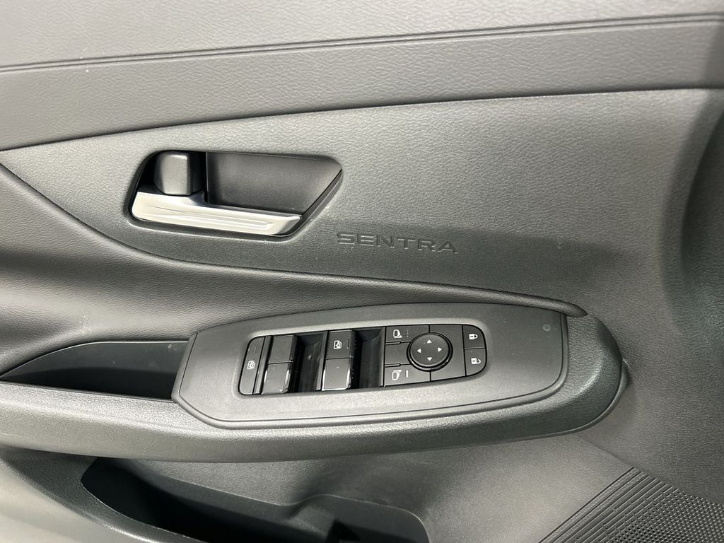 2026 Nissan Sentra SV - Photo 14