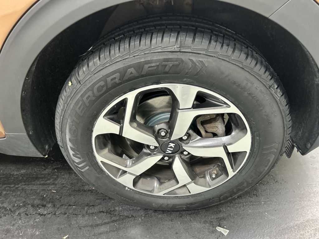 2020 Kia Sportage LX - Photo 8