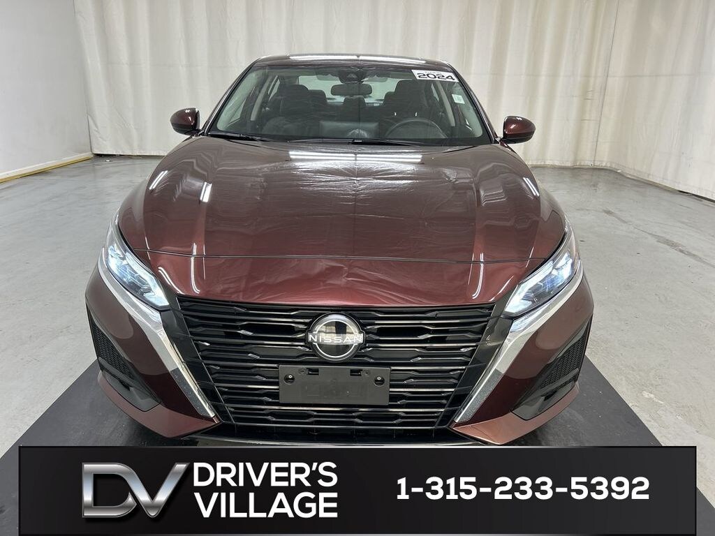 Used 2024 Nissan Altima 2.5 SV Sedan