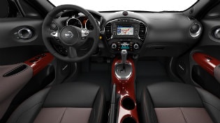 2017 Nissan Juke interior