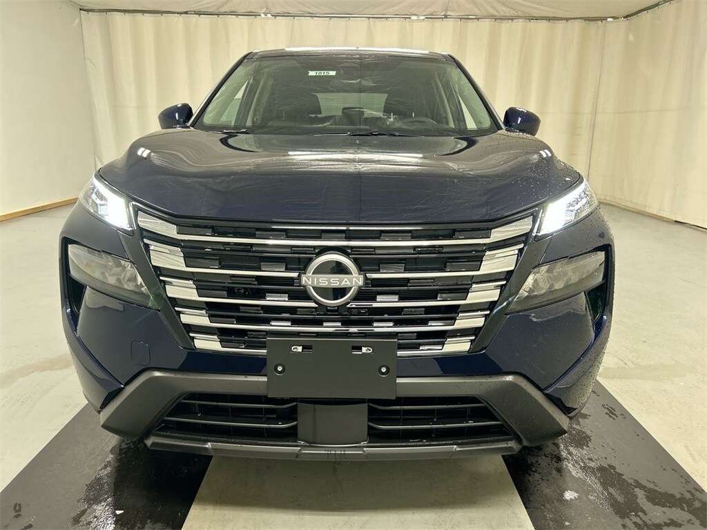 New 2026 Nissan Rogue SV SUV