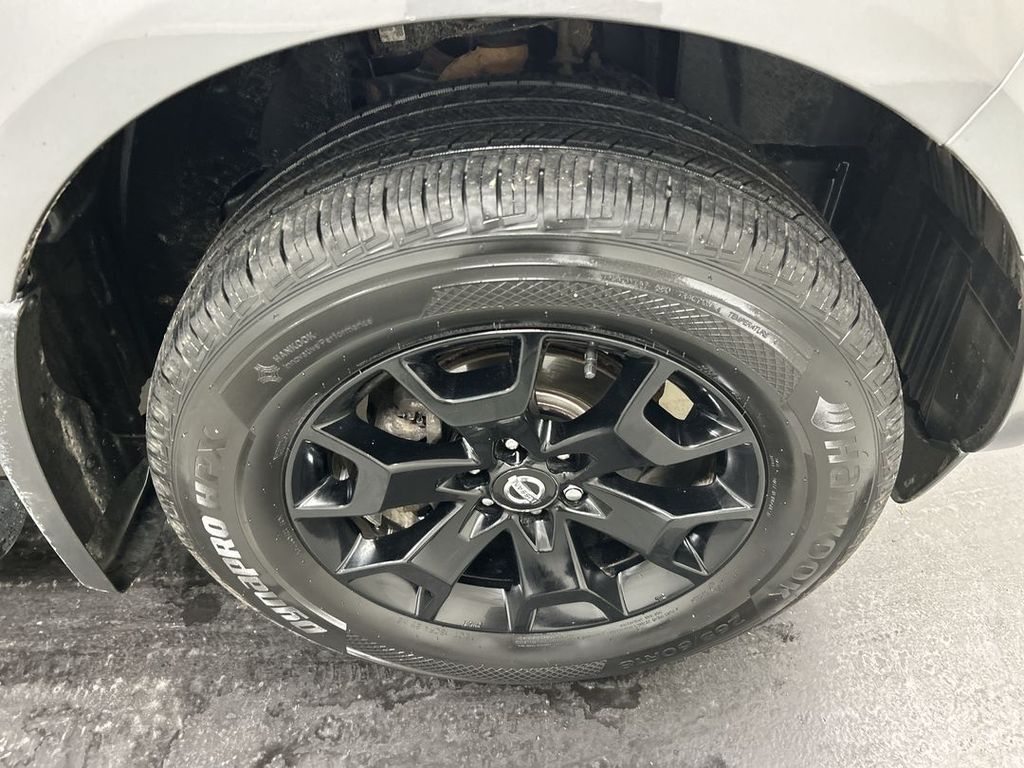 2021 Nissan Frontier SV - Photo 8