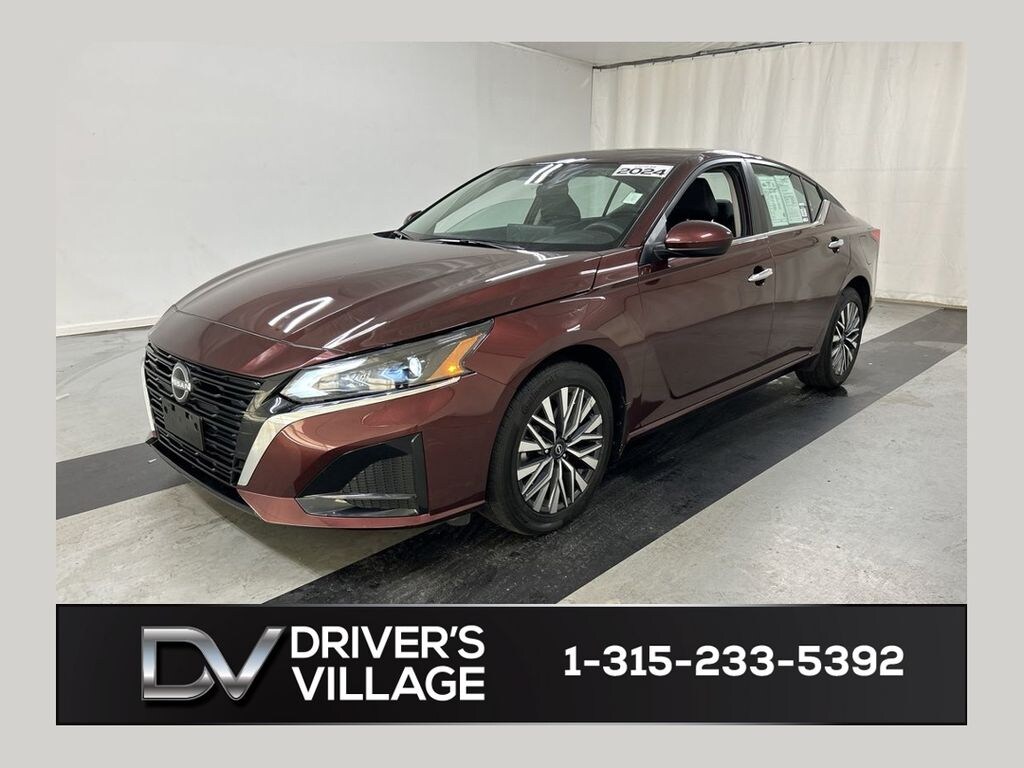Used 2024 Nissan Altima 2.5 SV Sedan