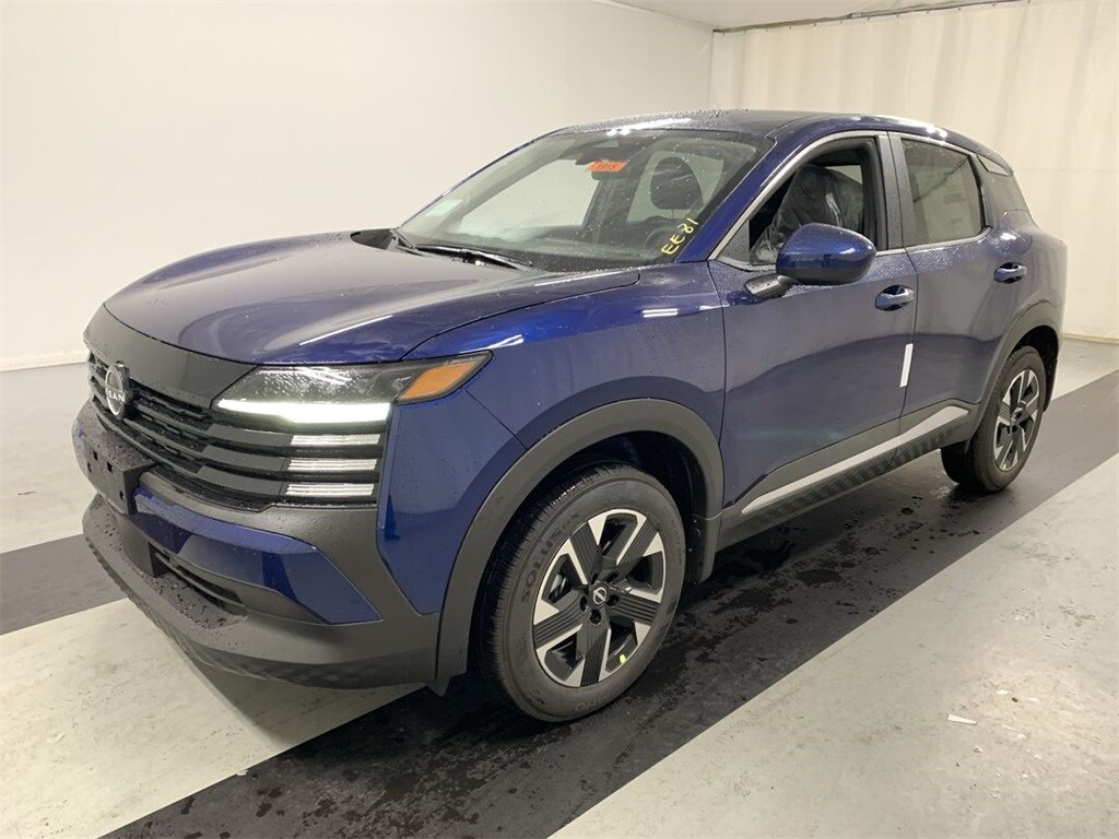 2025 Nissan Kicks SV photo 2