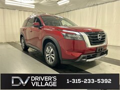 2025 Nissan Pathfinder SL SUV