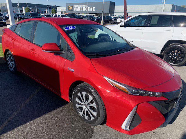 Certified 2022 Toyota Prius Prime LE with VIN JTDKAMFP8N3204326 for sale in Cicero, NY