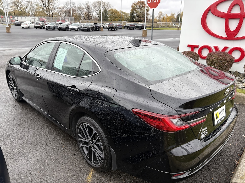 Used 2025 Toyota Camry XLE Sedan