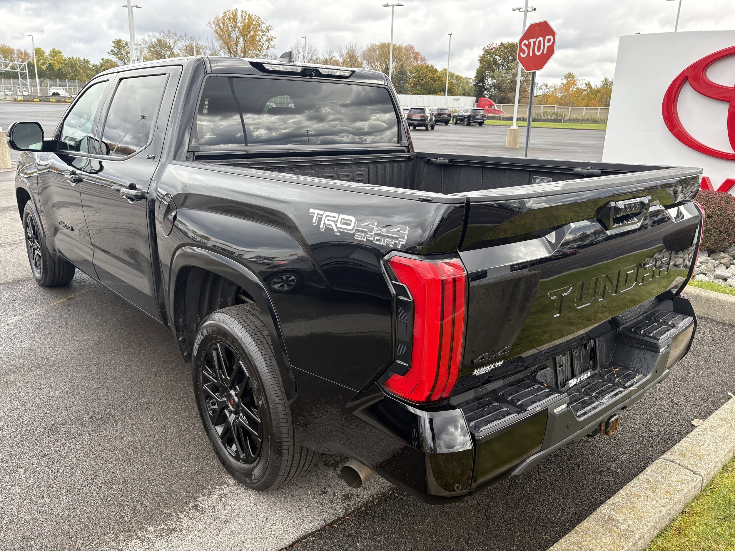 2023 Toyota Tundra SR5 photo 4
