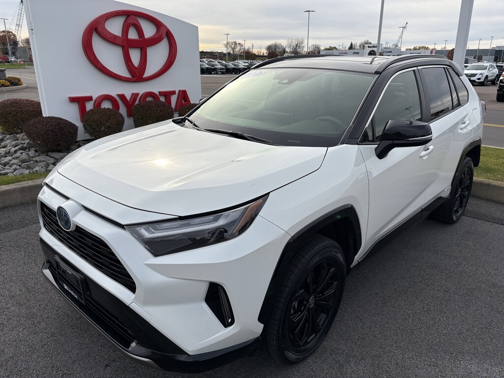 Used 2022 Toyota RAV4 Hybrid XSE SUV