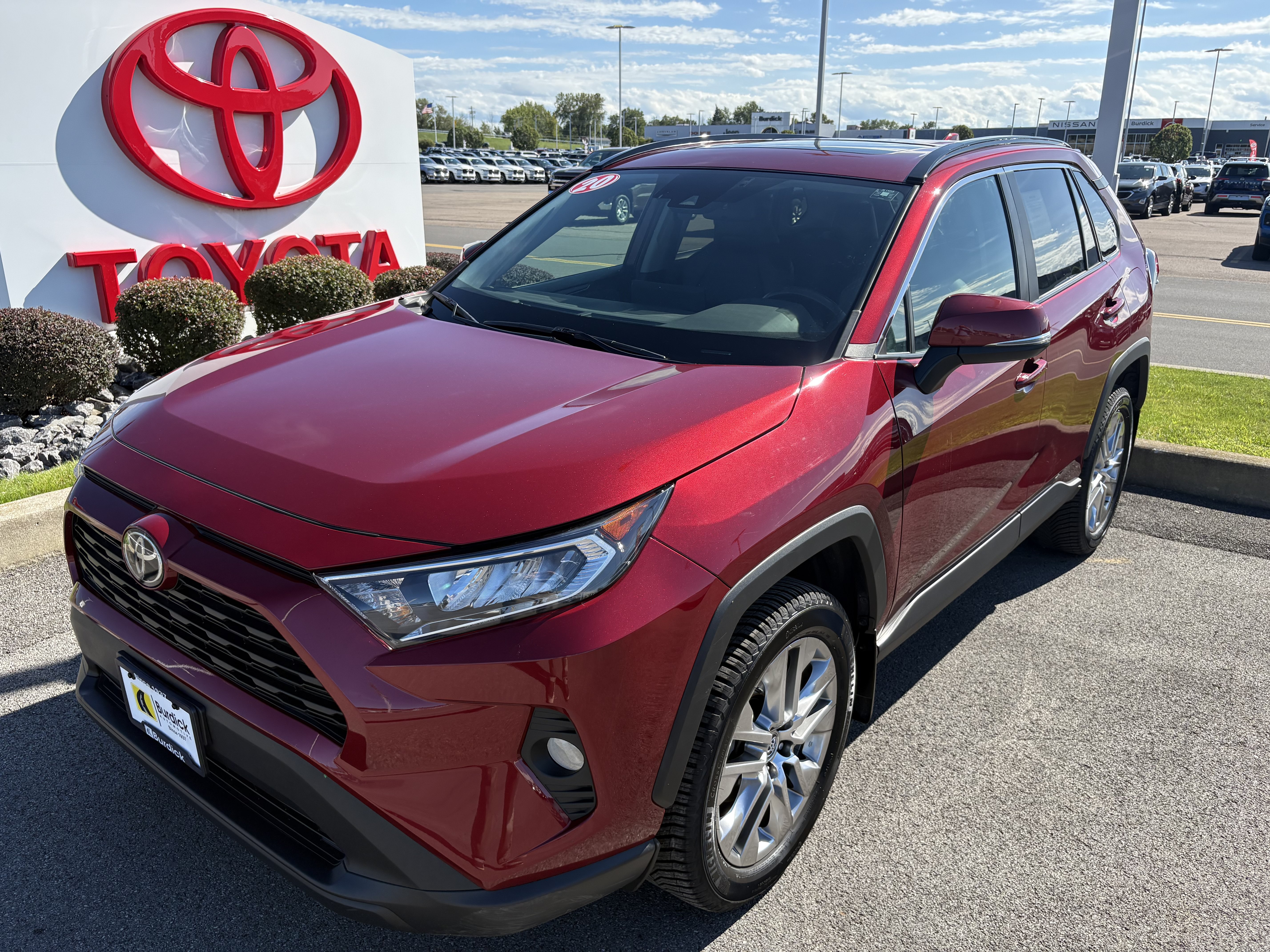 2020 Toyota RAV4 XLE Premium