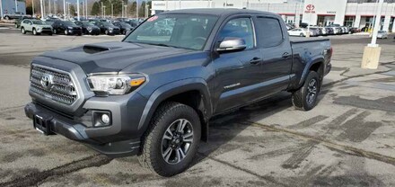 2017 Toyota Tacoma TRD Sport 4x4 Double Cab 6' Bed Truck Double Cab