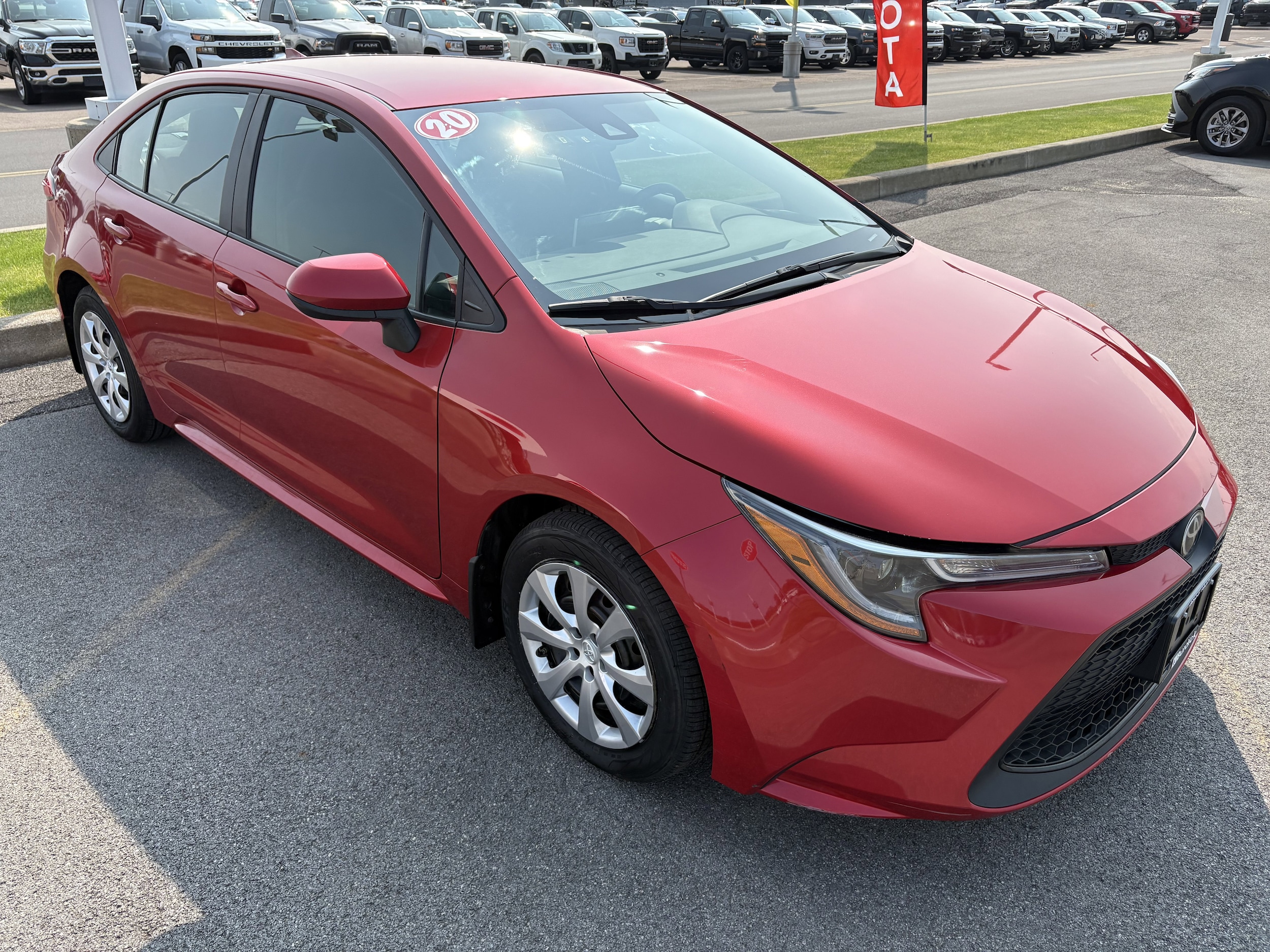 Used 2020 Toyota Corolla LE with VIN 5YFEPRAE0LP071886 for sale in Cicero, NY
