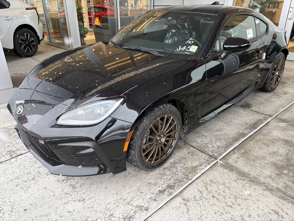 New 2026 Toyota GR86 MT 2+2 COUPE 6 SPD M/T