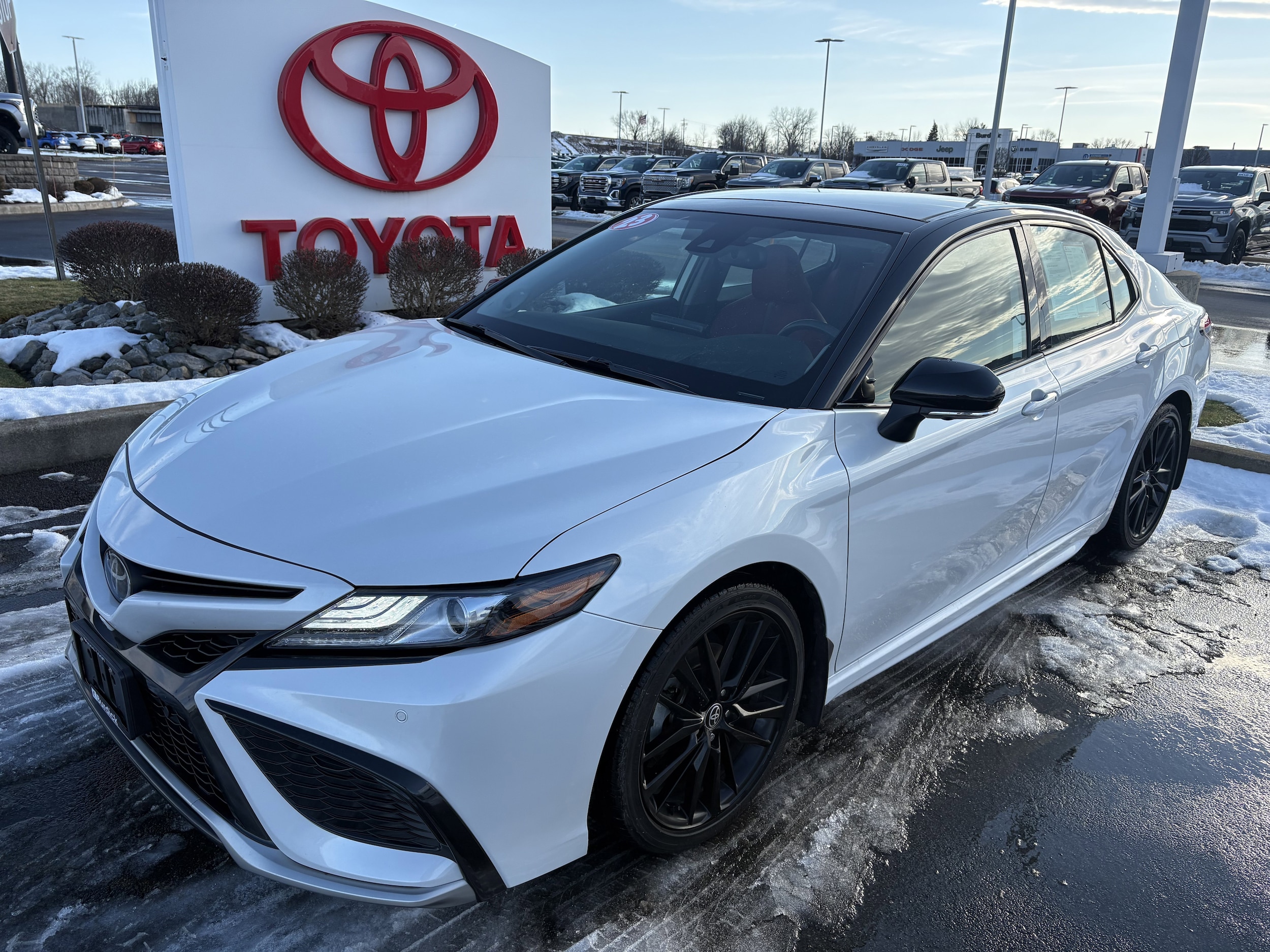 2023 Toyota Camry XSE's photo