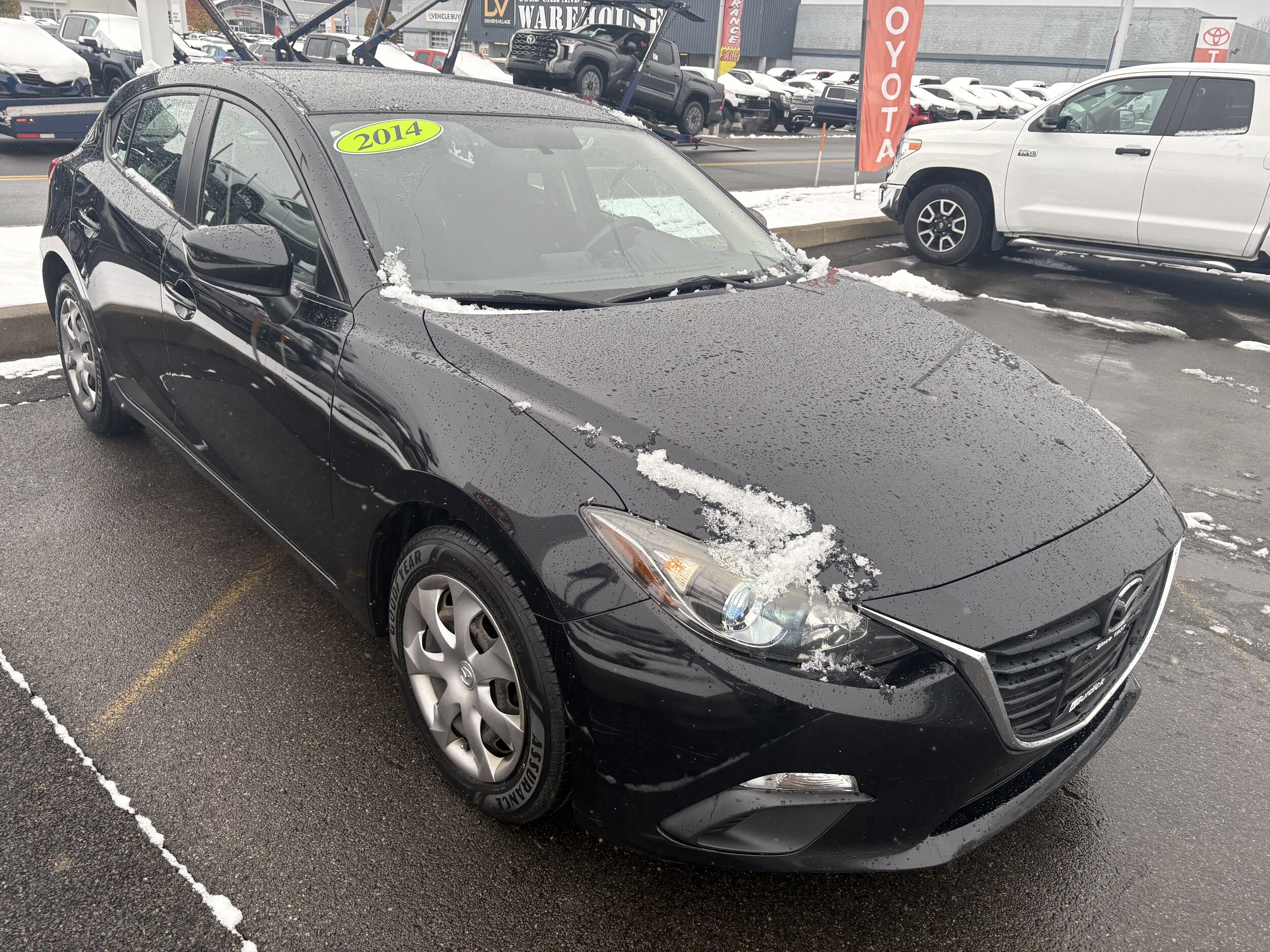 2014 Mazda Mazda3 i Sport photo 2