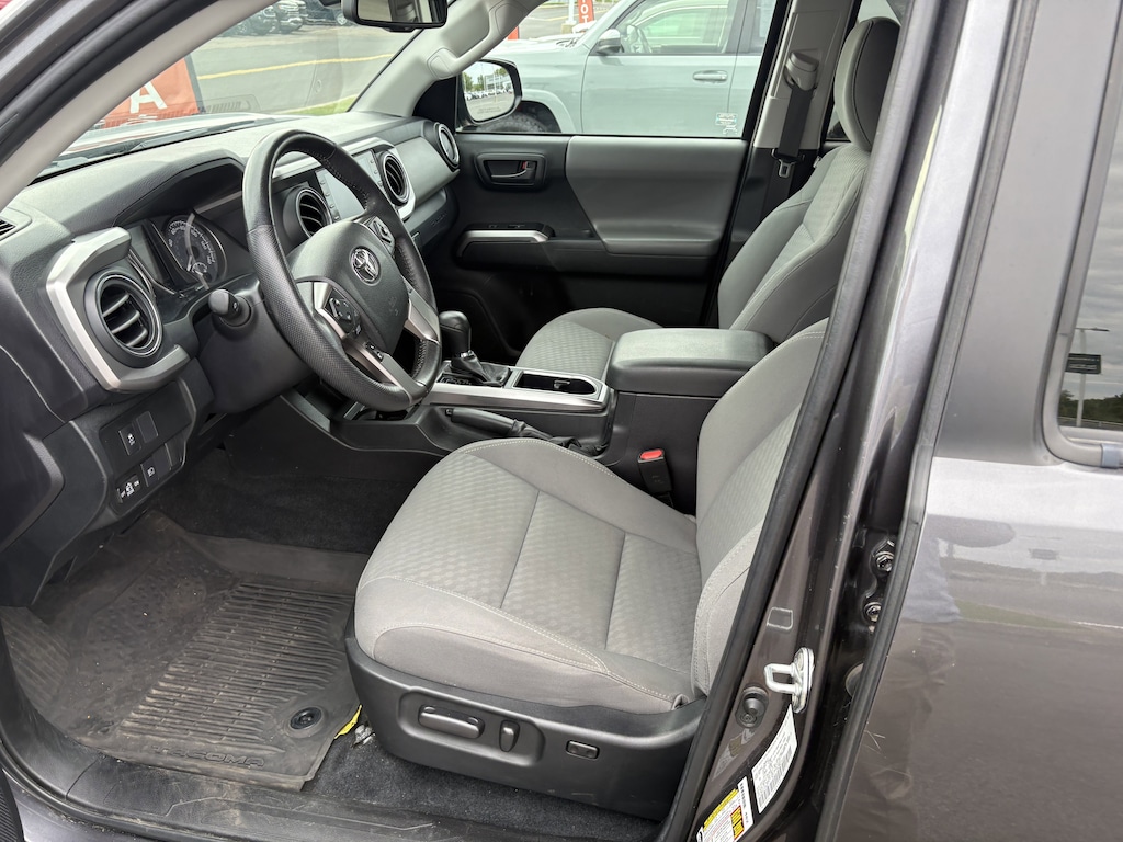 Used 2022 Toyota Tacoma SR5 V6 Truck Double Cab