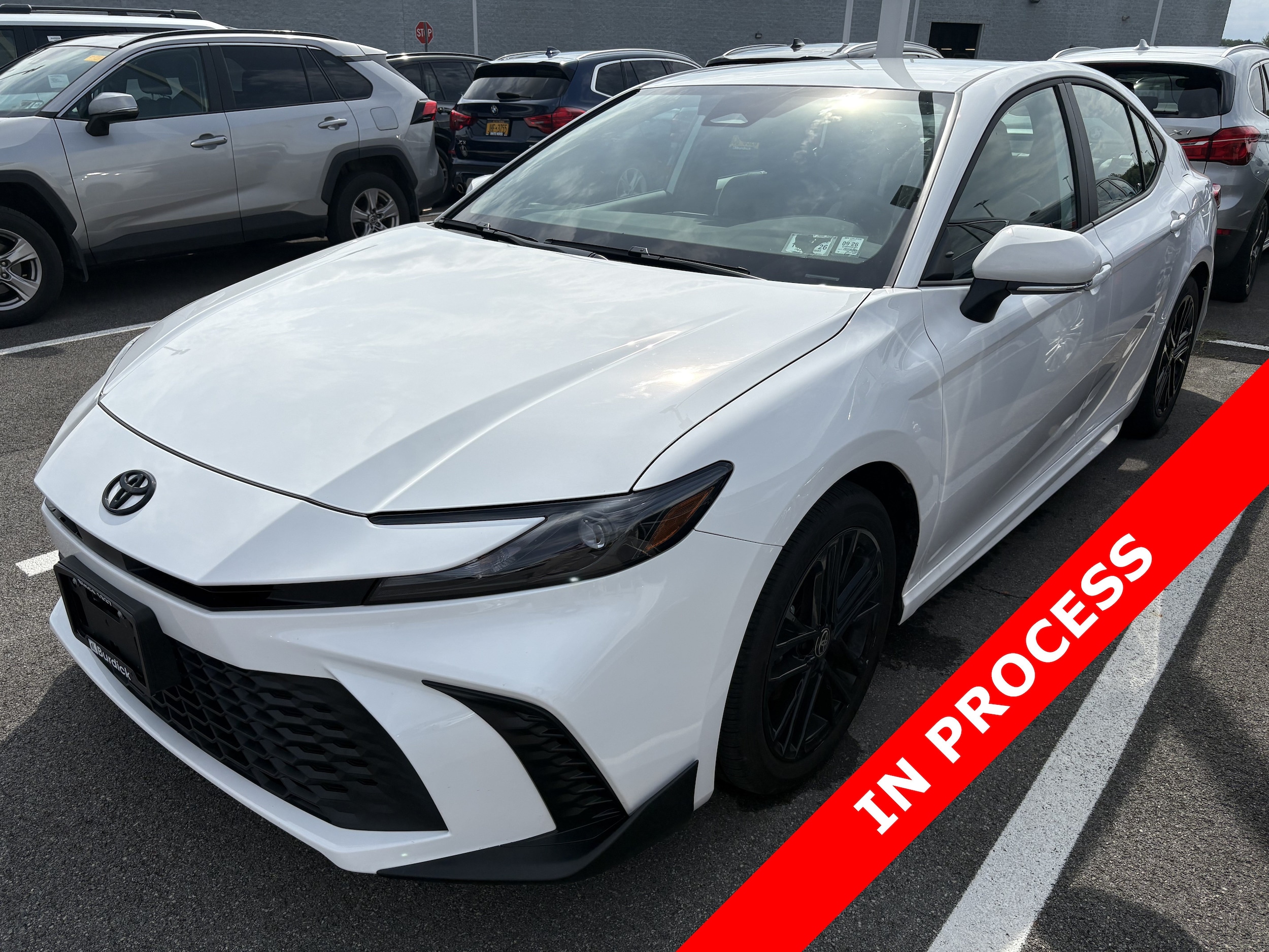 2025 Toyota Camry SE