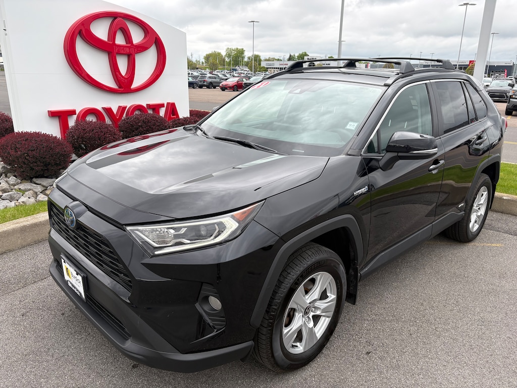 Used 2021 Toyota RAV4 Hybrid XLE SUV