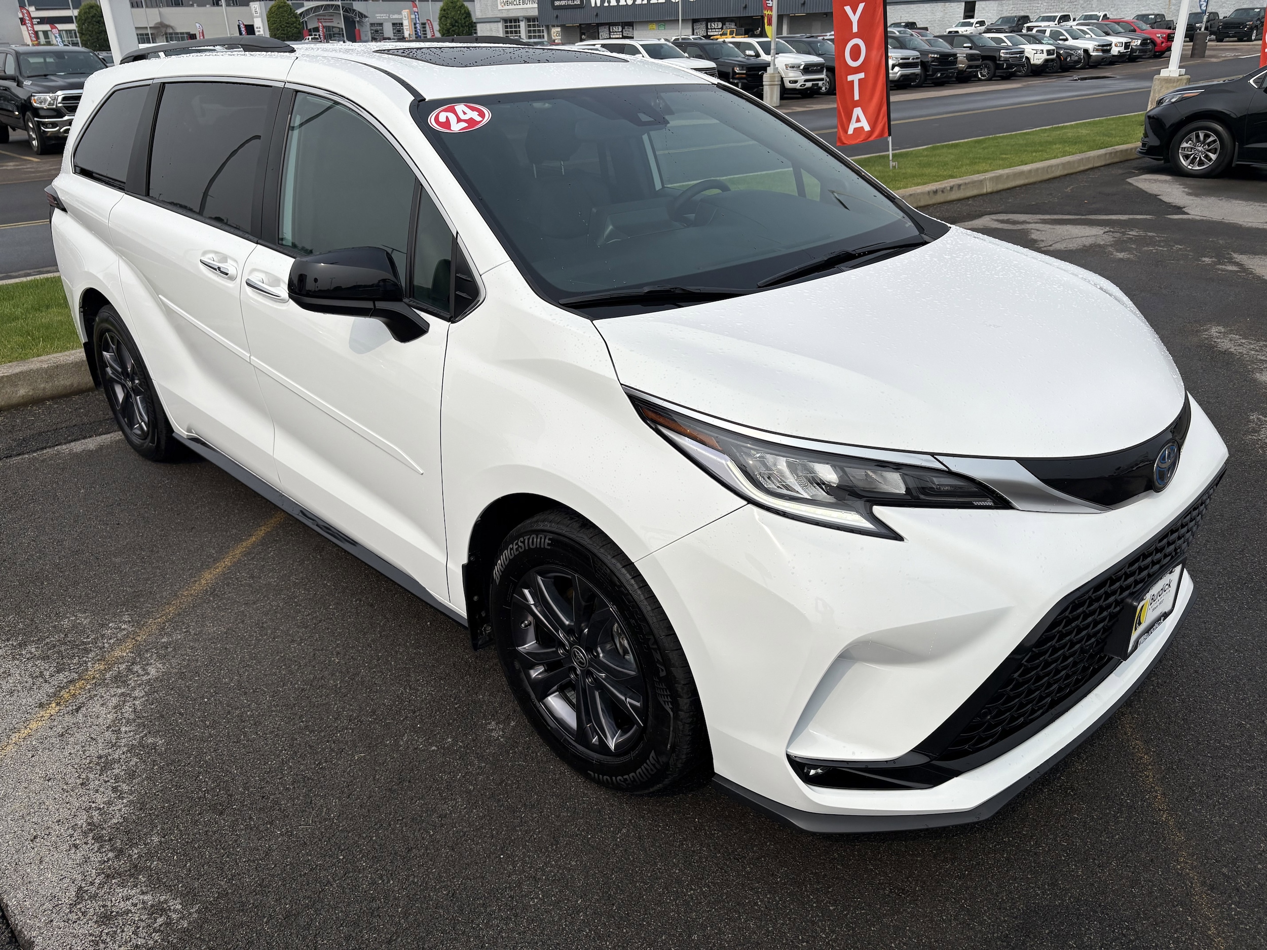 Certified 2024 Toyota Sienna XSE with VIN 5TDDSKFC7RS136290 for sale in Cicero, NY