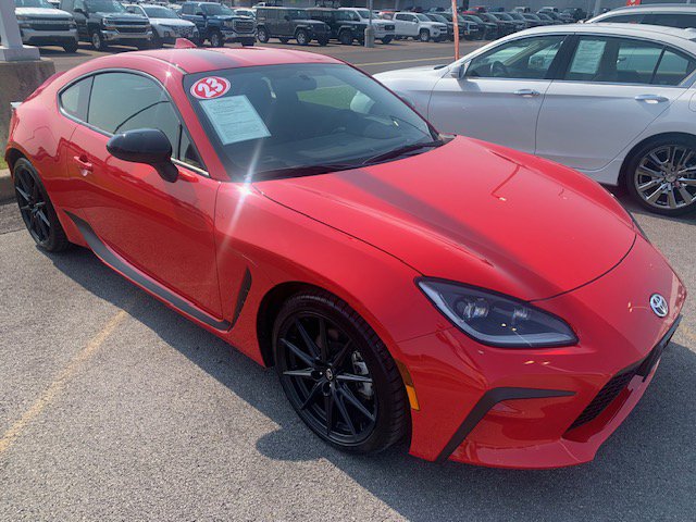 Used 2023 Toyota GR86 Premium with VIN JF1ZNBE14P9760627 for sale in Cicero, NY