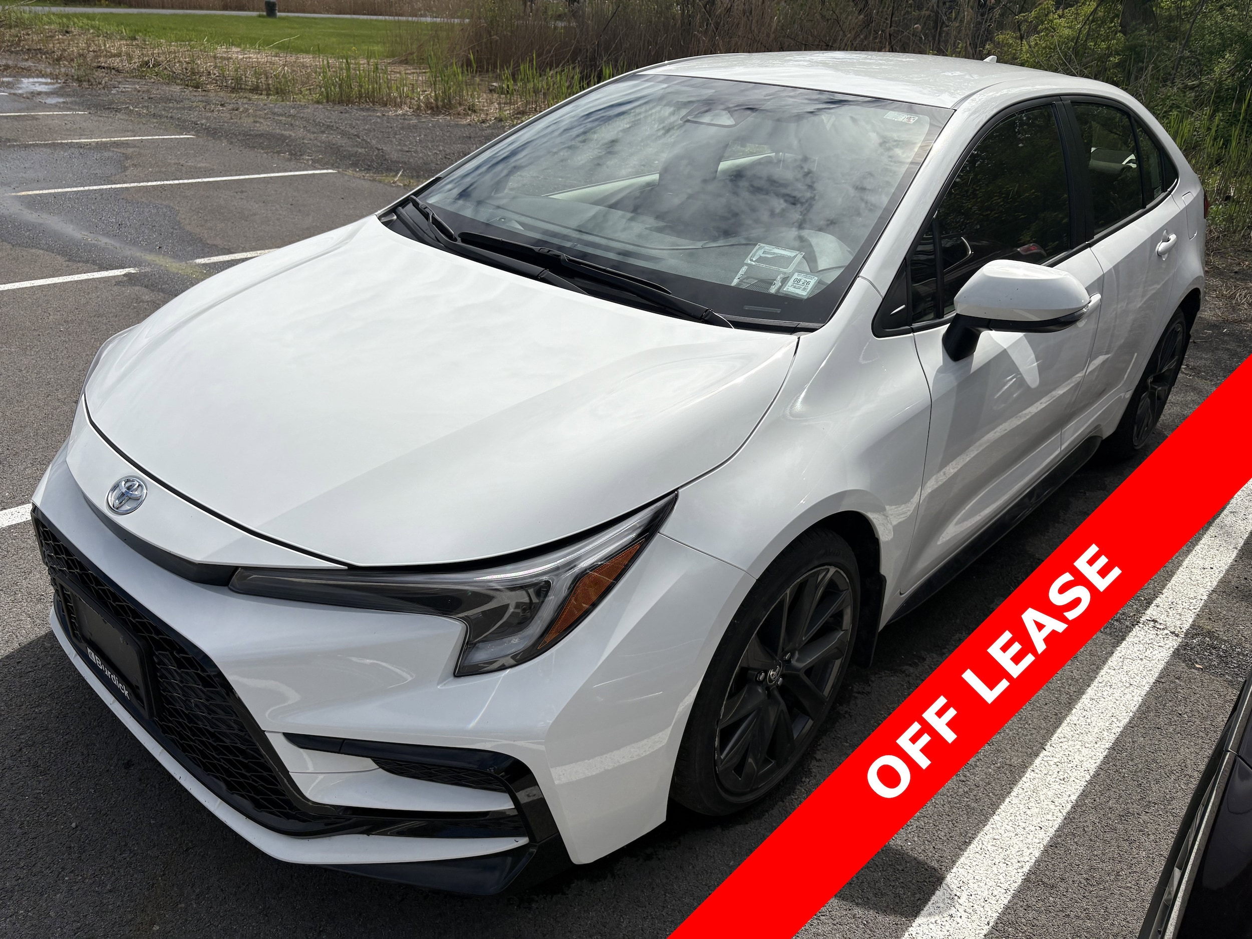2023 Toyota Corolla SE CVT's photo