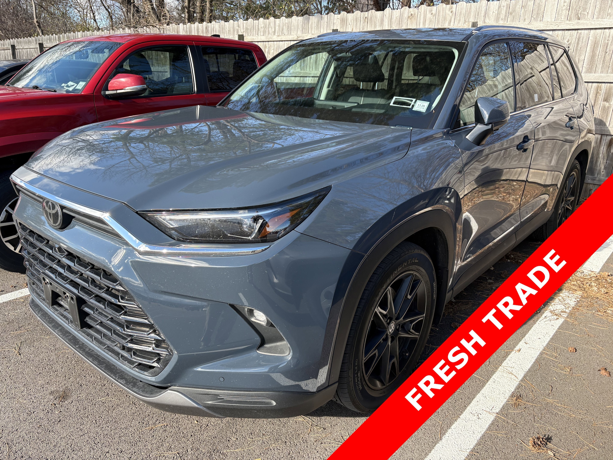 2024 Toyota Grand Highlander Platinum's photo