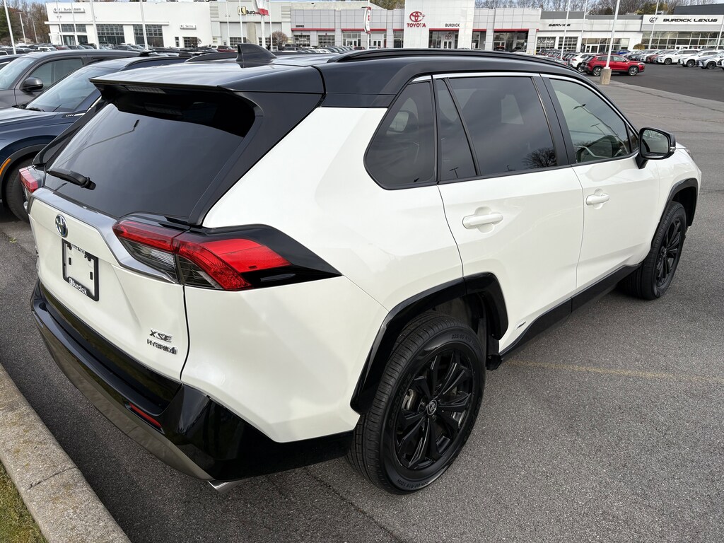 Used 2022 Toyota RAV4 Hybrid XSE SUV