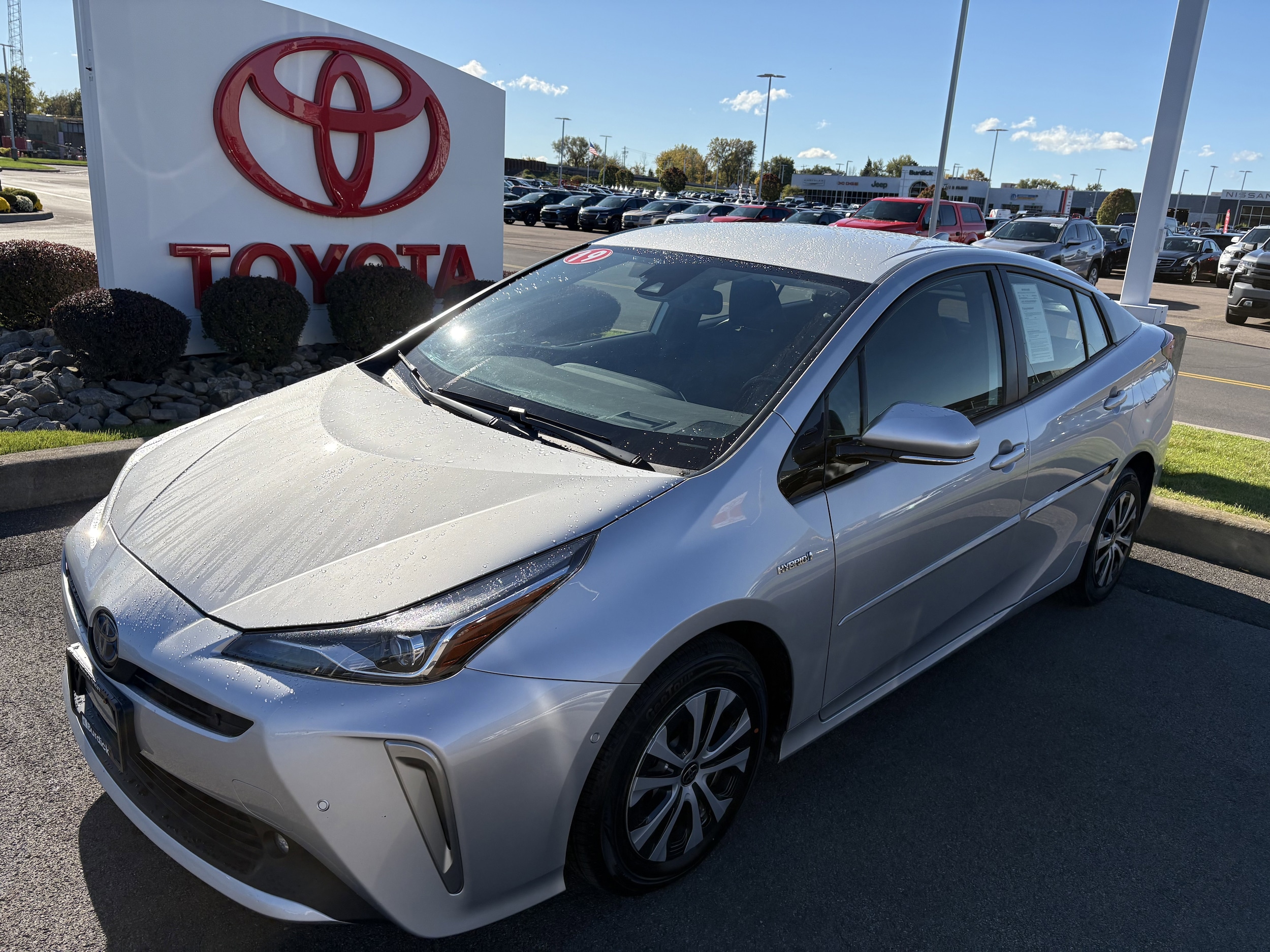 2019 Toyota Prius XLE