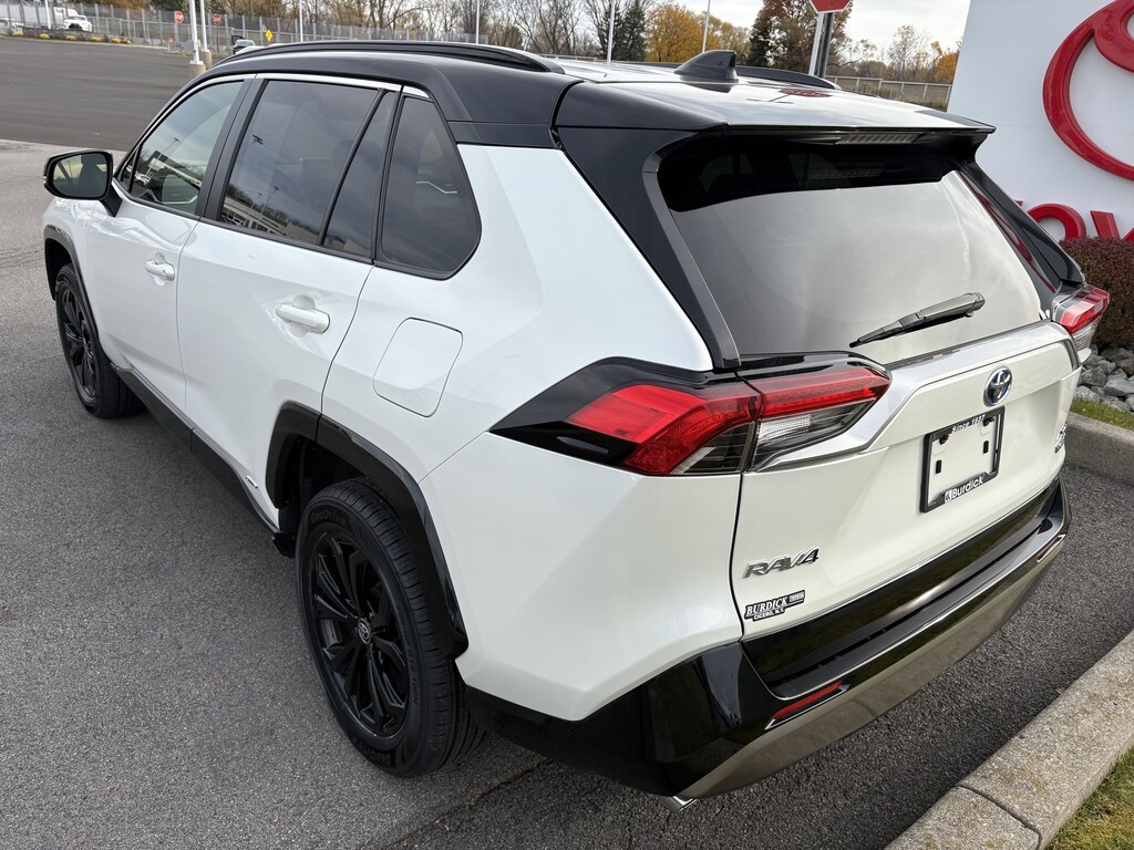 Used 2022 Toyota RAV4 Hybrid XSE SUV