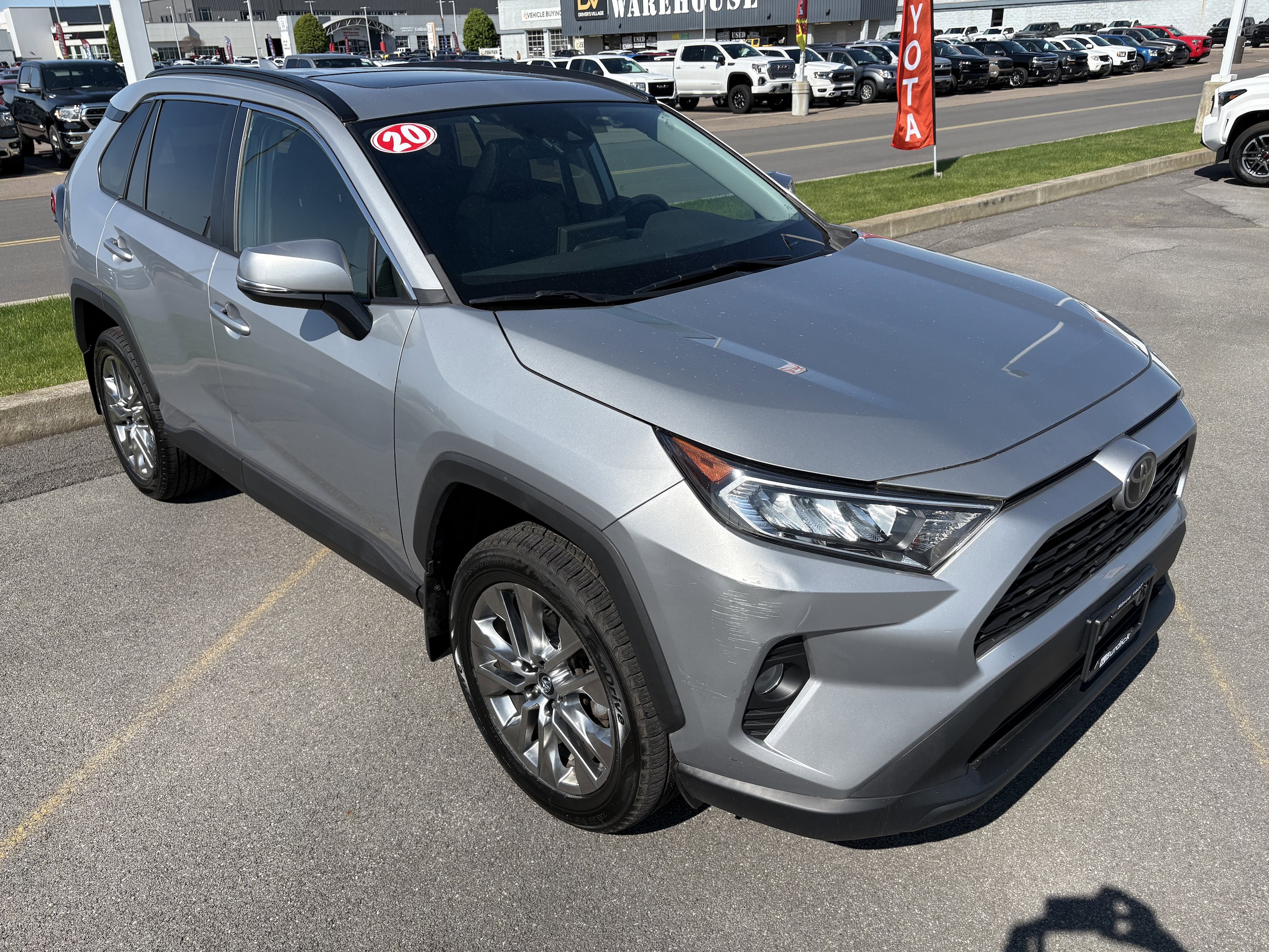 Used 2020 Toyota RAV4 XLE Premium with VIN 2T3A1RFVXLW101748 for sale in Cicero, NY