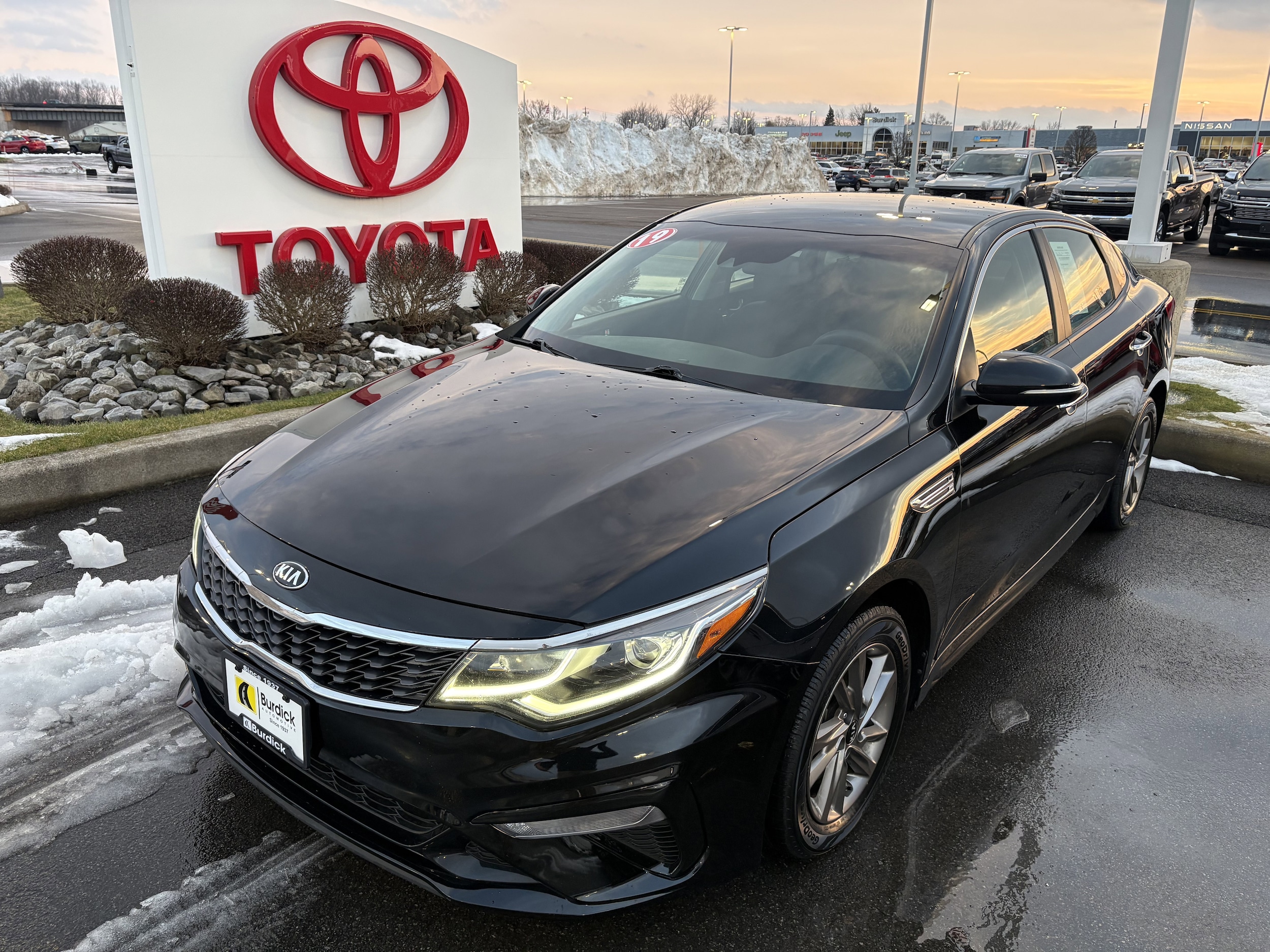 2019 Kia Optima LX