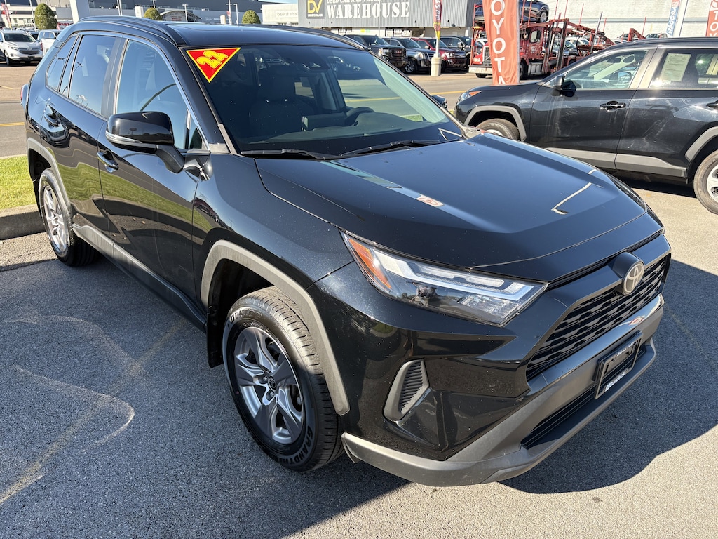 Used 2022 Toyota RAV4 XLE SUV