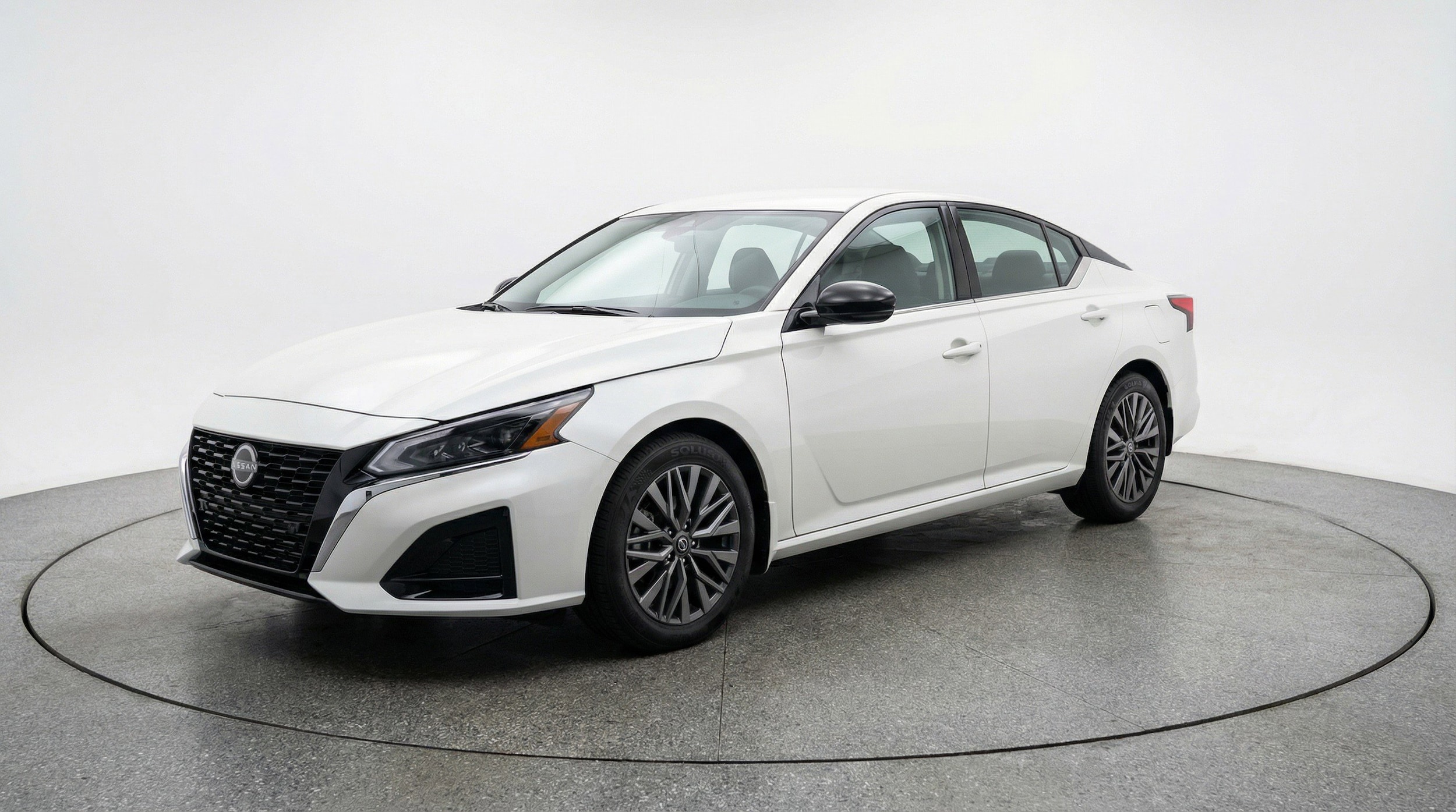 Thumbnail: 2025 Nissan Altima - 3