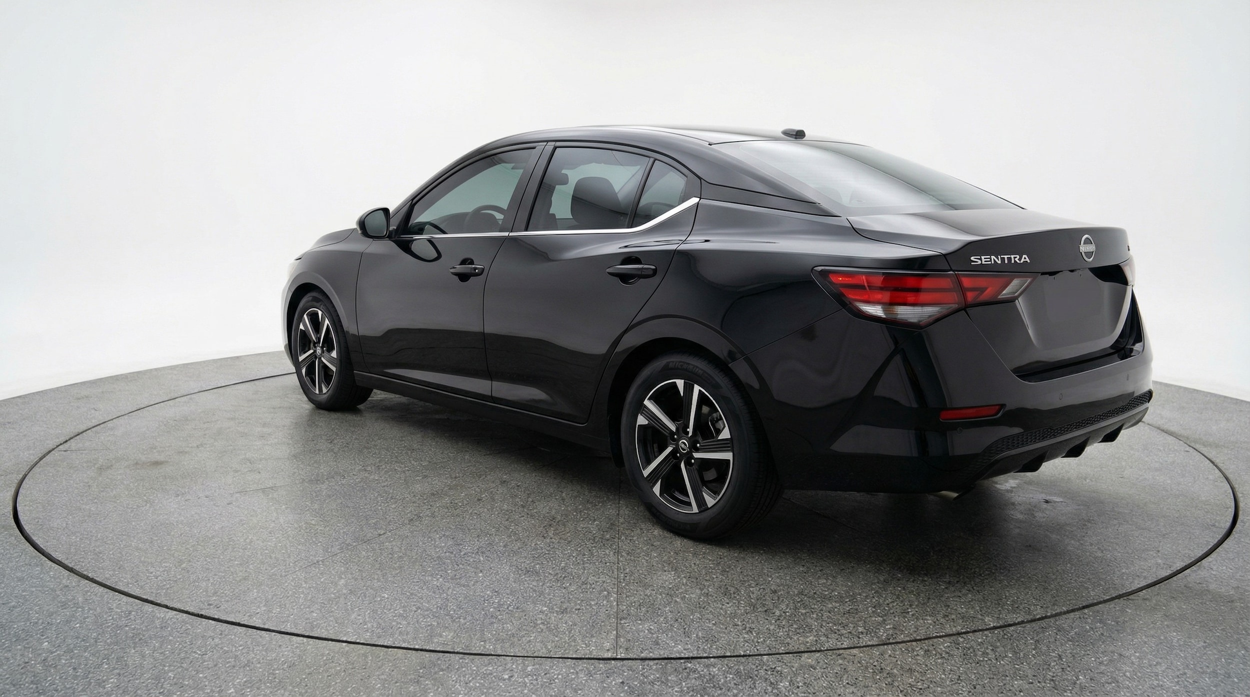 Thumbnail: 2025 Nissan Sentra - 5