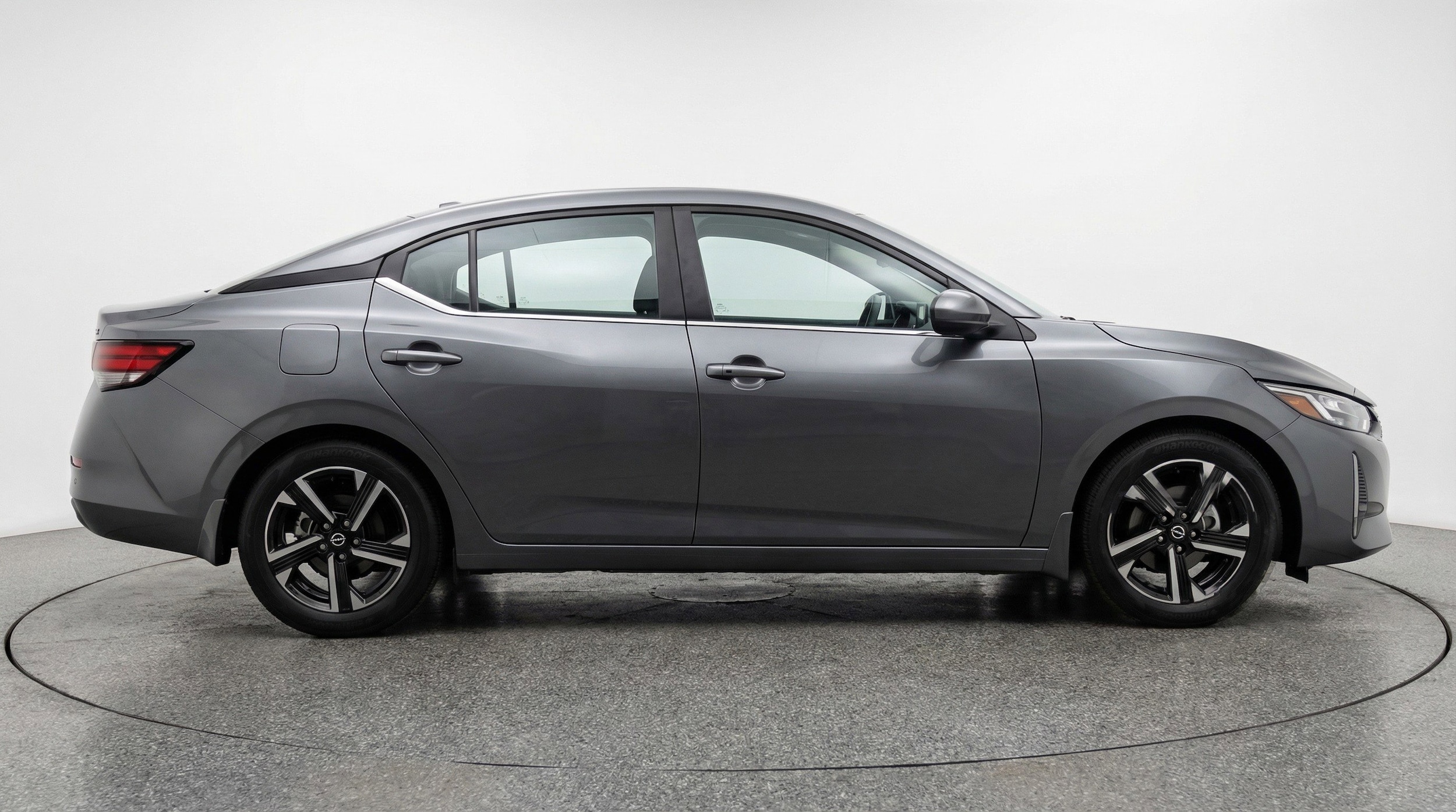Thumbnail: 2025 Nissan Sentra - 11