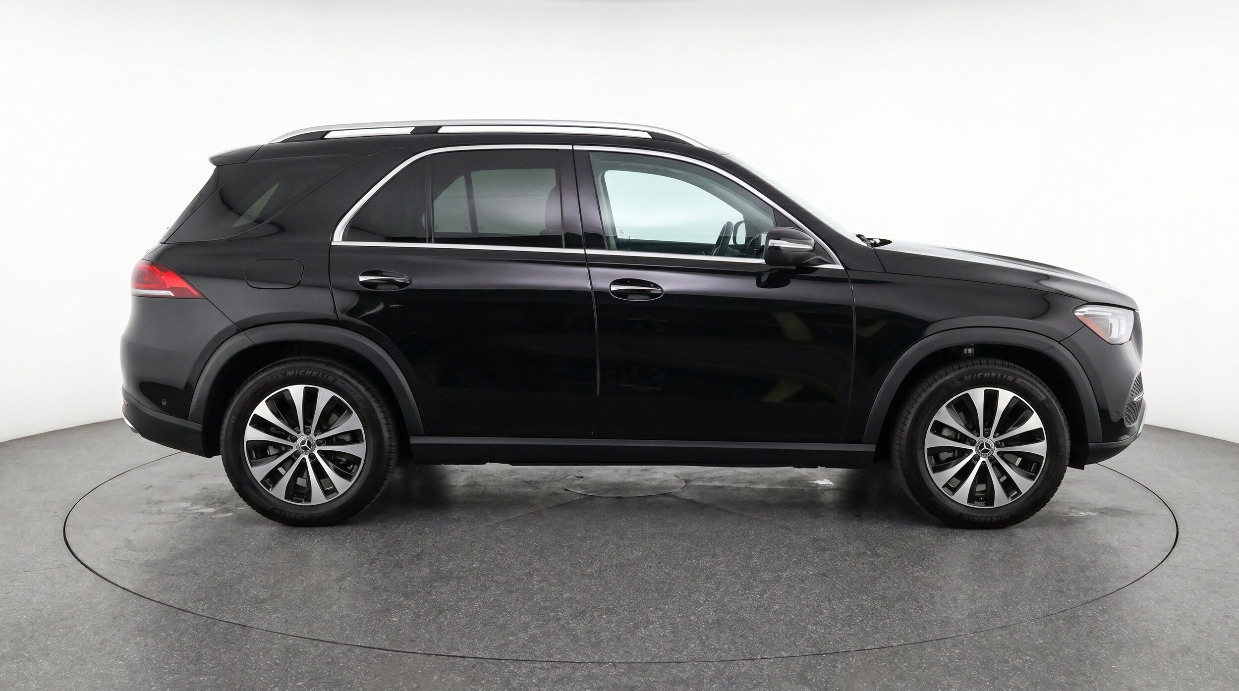 Thumbnail: 2026 Mercedes-Benz GLE - 11