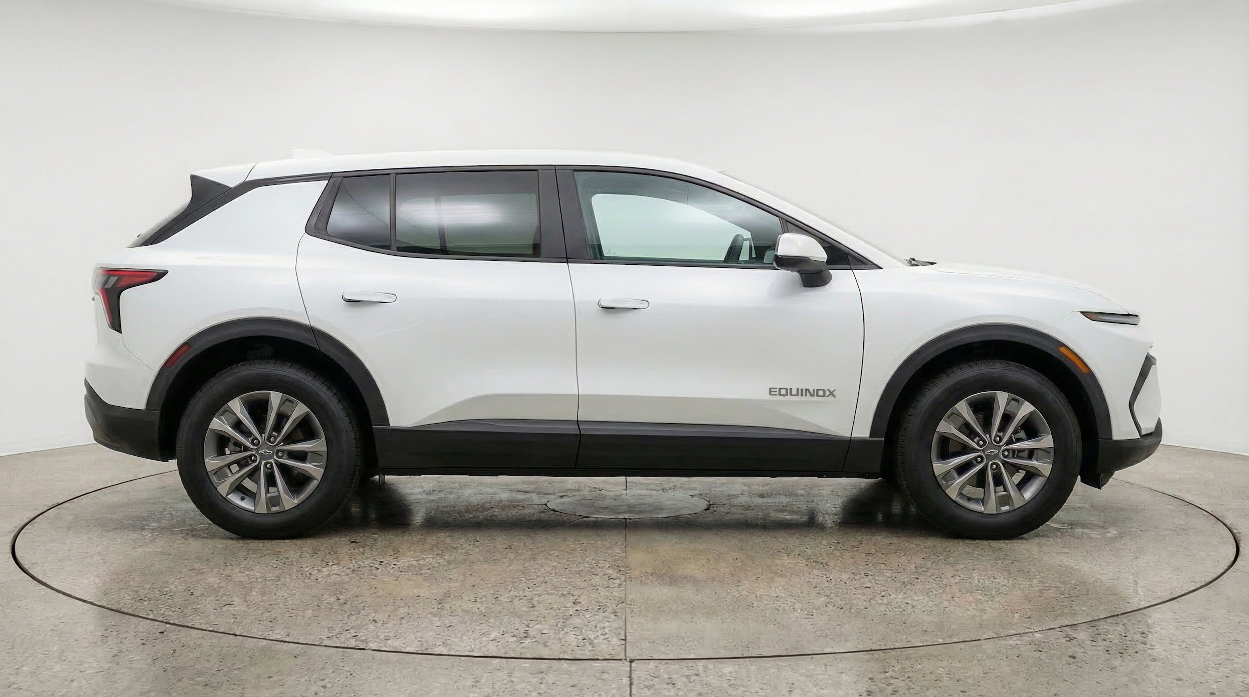Thumbnail: 2025 Chevrolet Equinox - 11