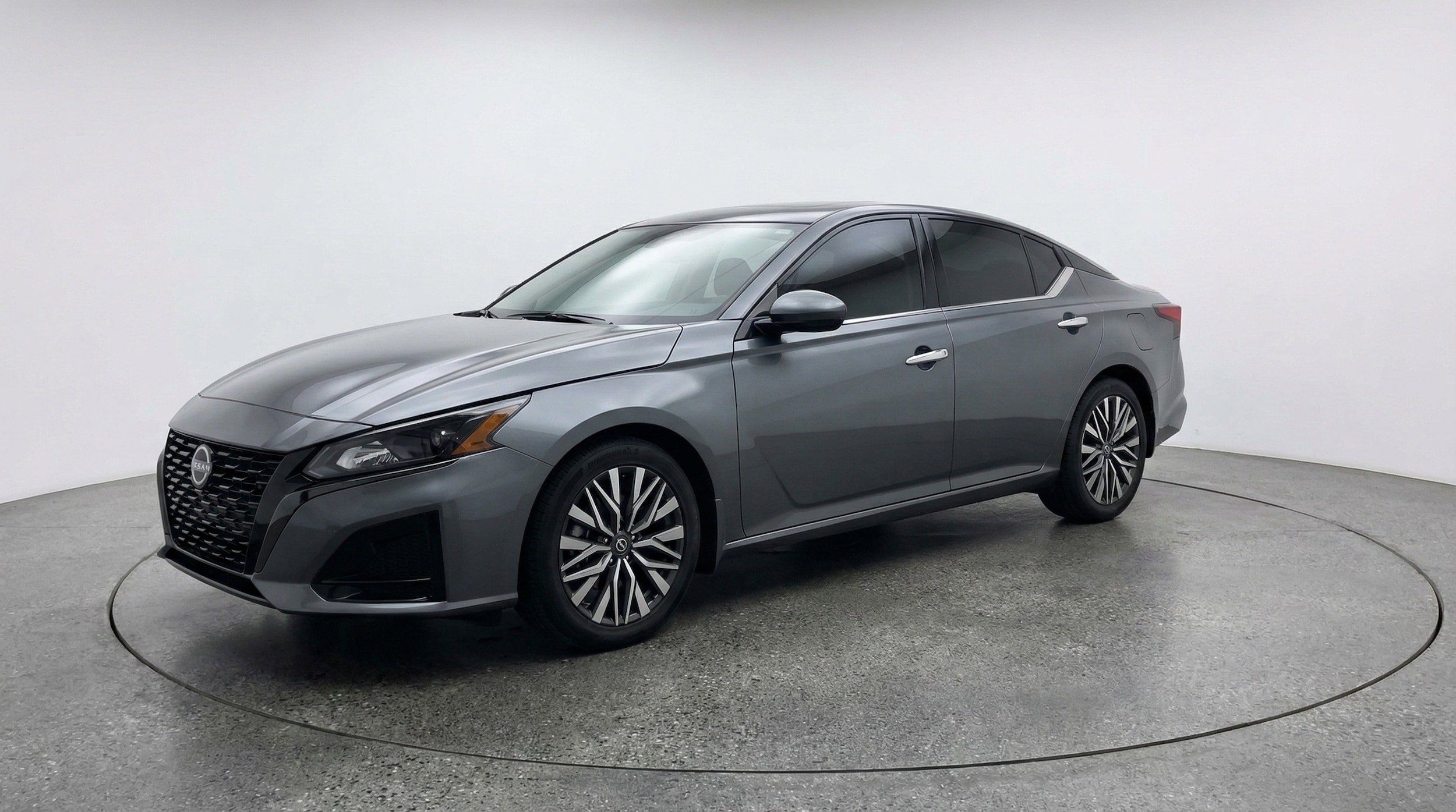 Thumbnail: 2025 Nissan Altima - 3