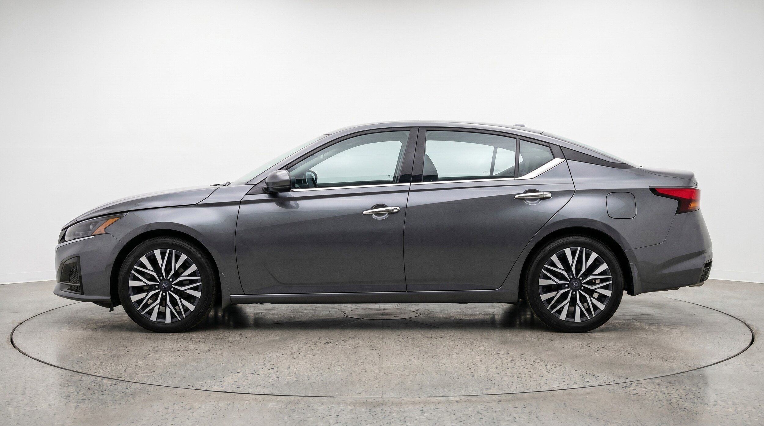 Thumbnail: 2025 Nissan Altima - 4
