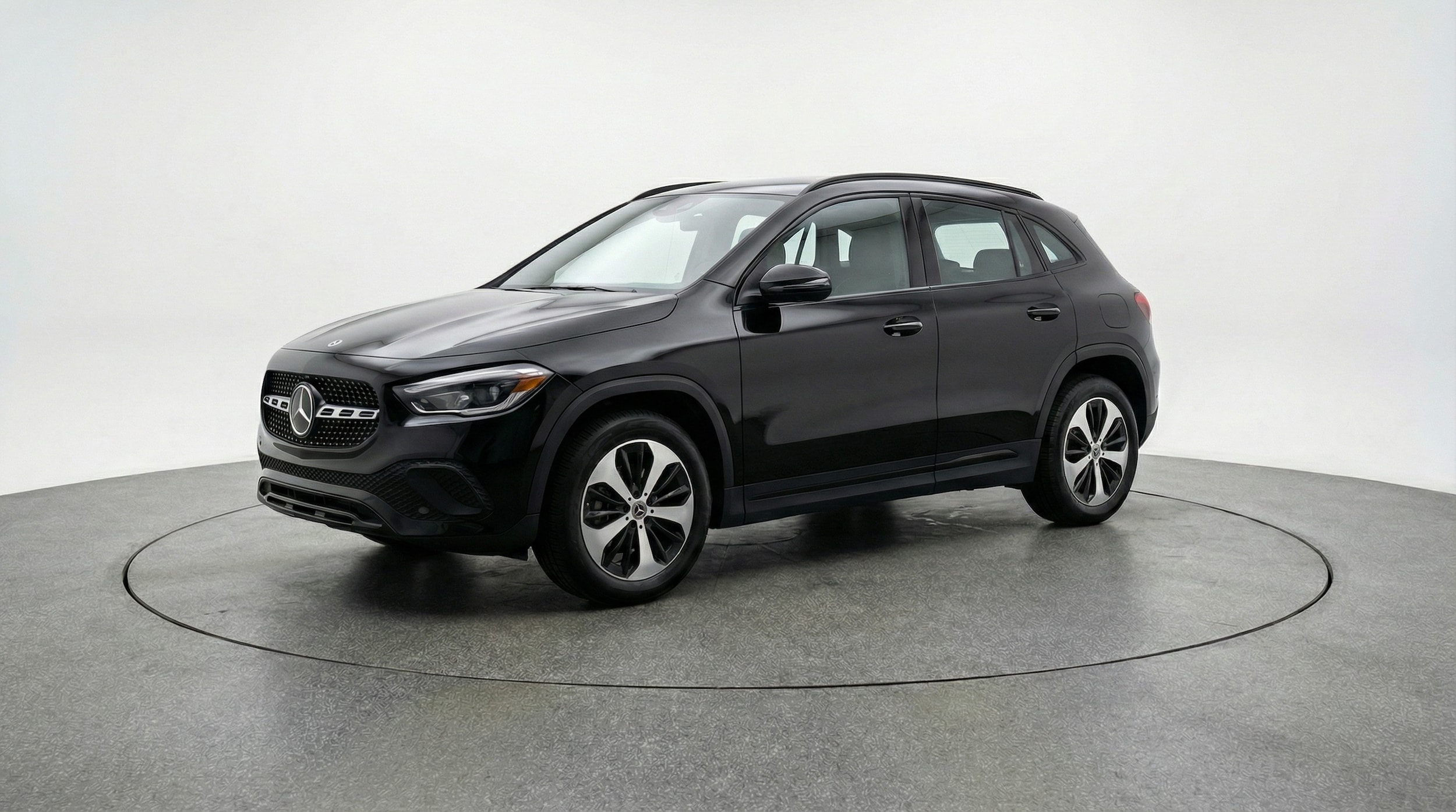 Thumbnail: 2025 Mercedes-Benz GLA - 3