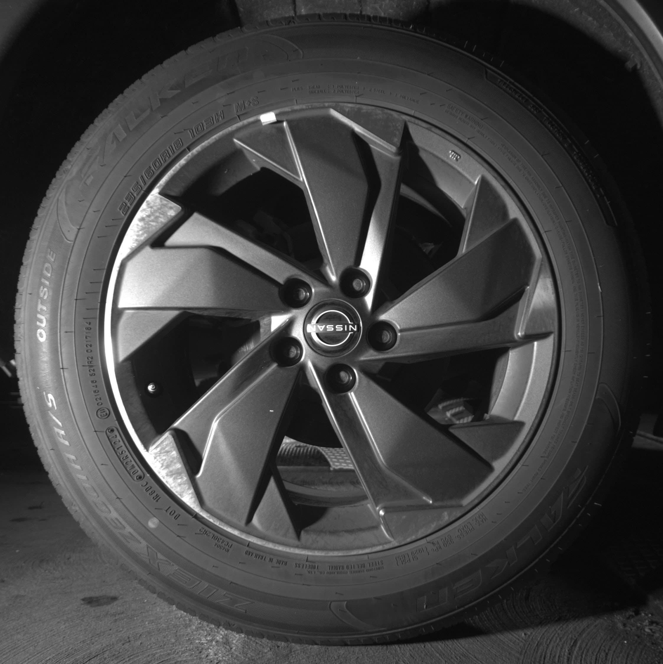 Thumbnail: 2025 Nissan Rogue - 15