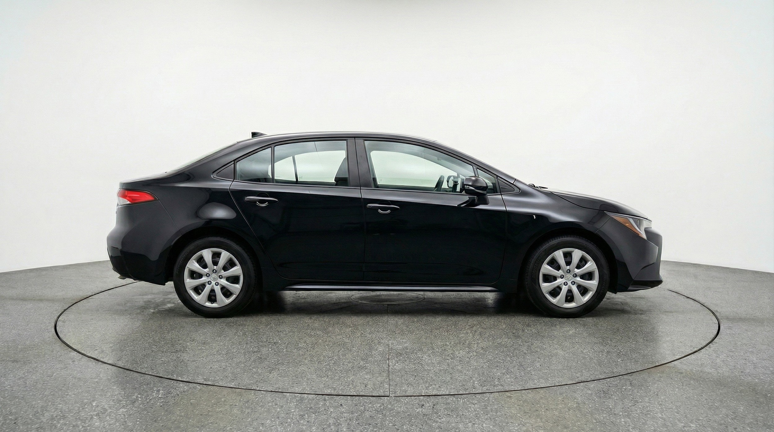 Thumbnail: 2025 Toyota Corolla - 11